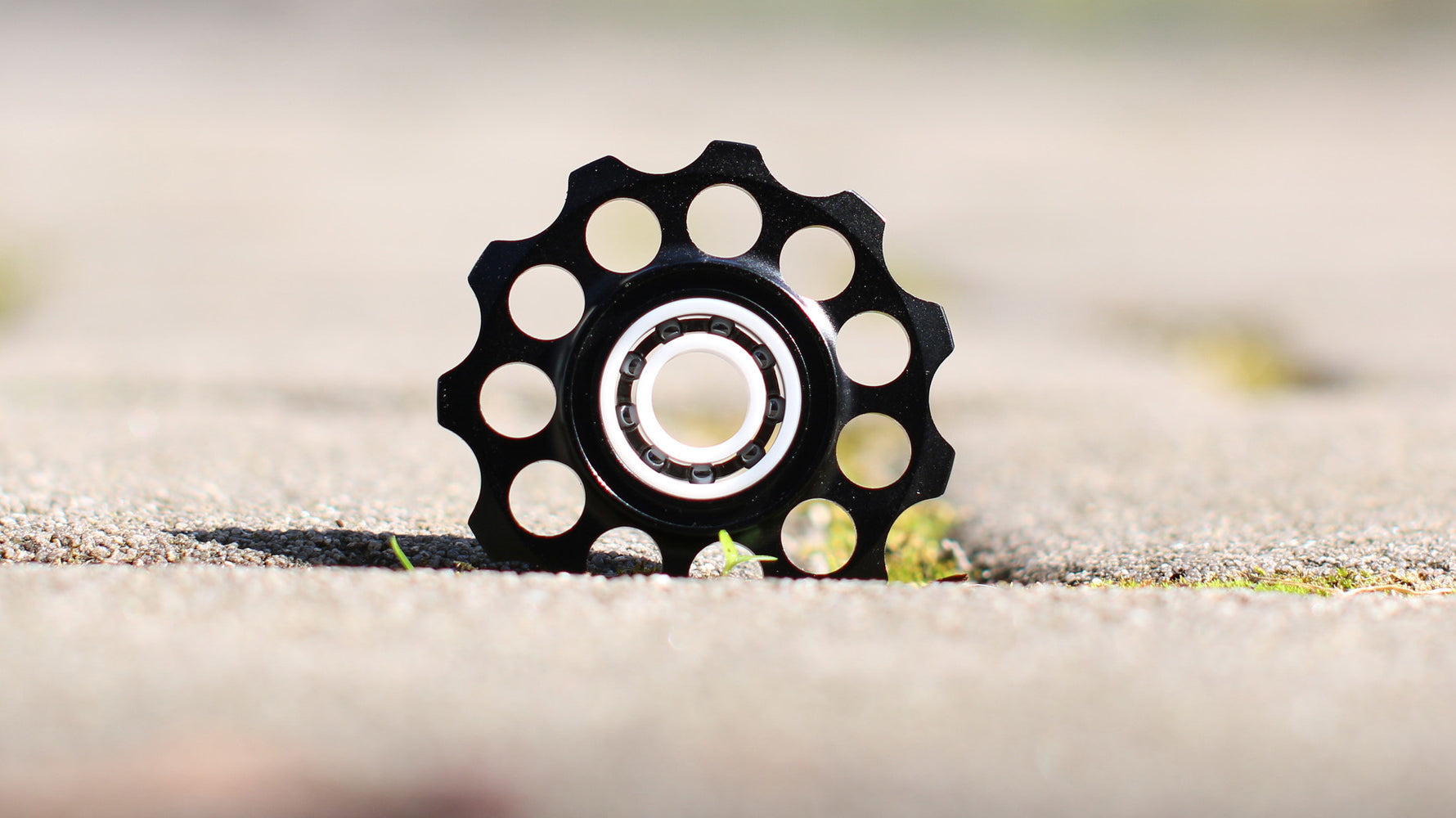 Full ceramic bearings for bicycles