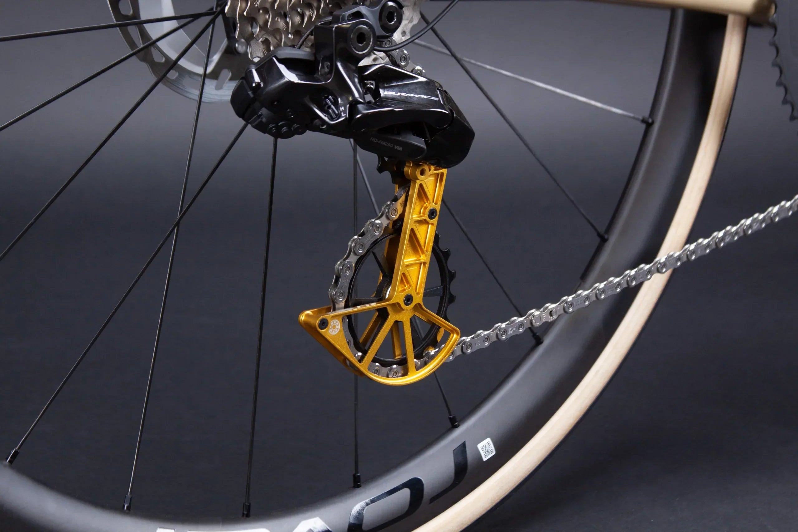 Kolossos ST Review: The more affordable Oversized Derailleur Cage for Road & Gravel