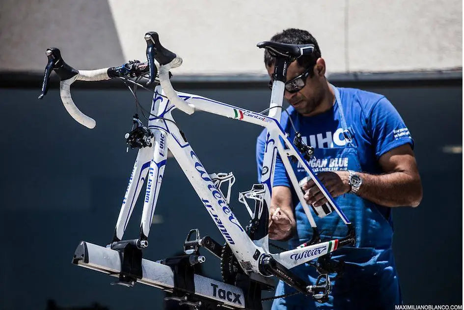 How to clean your bicycle and protect the bearings